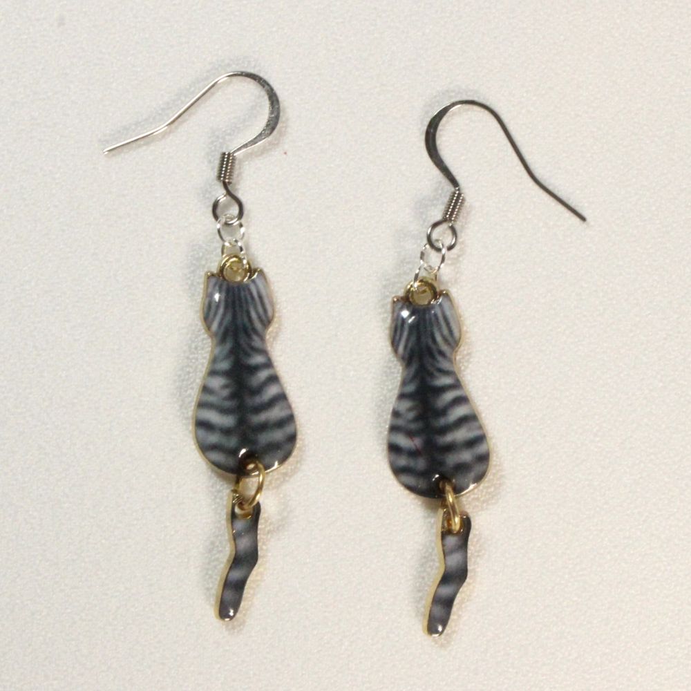 Cats Earrings with a dangling tail