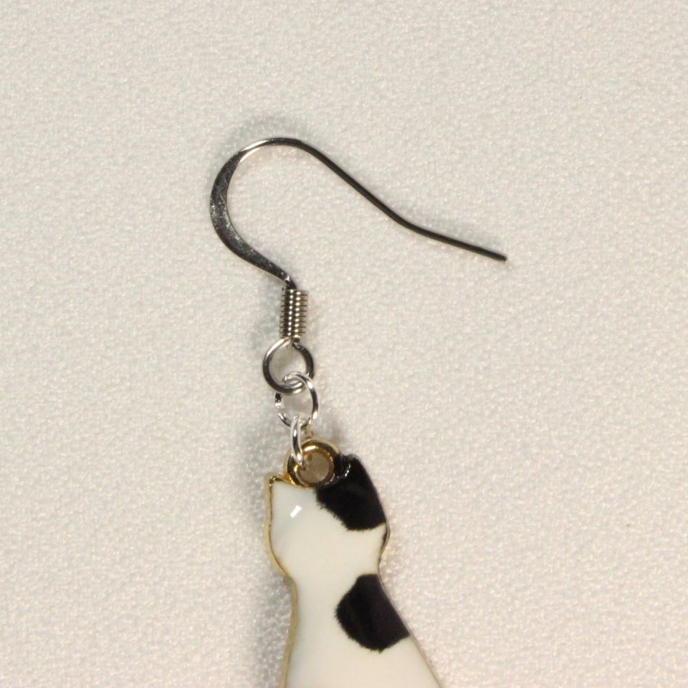 Cats Earrings with a dangling tail