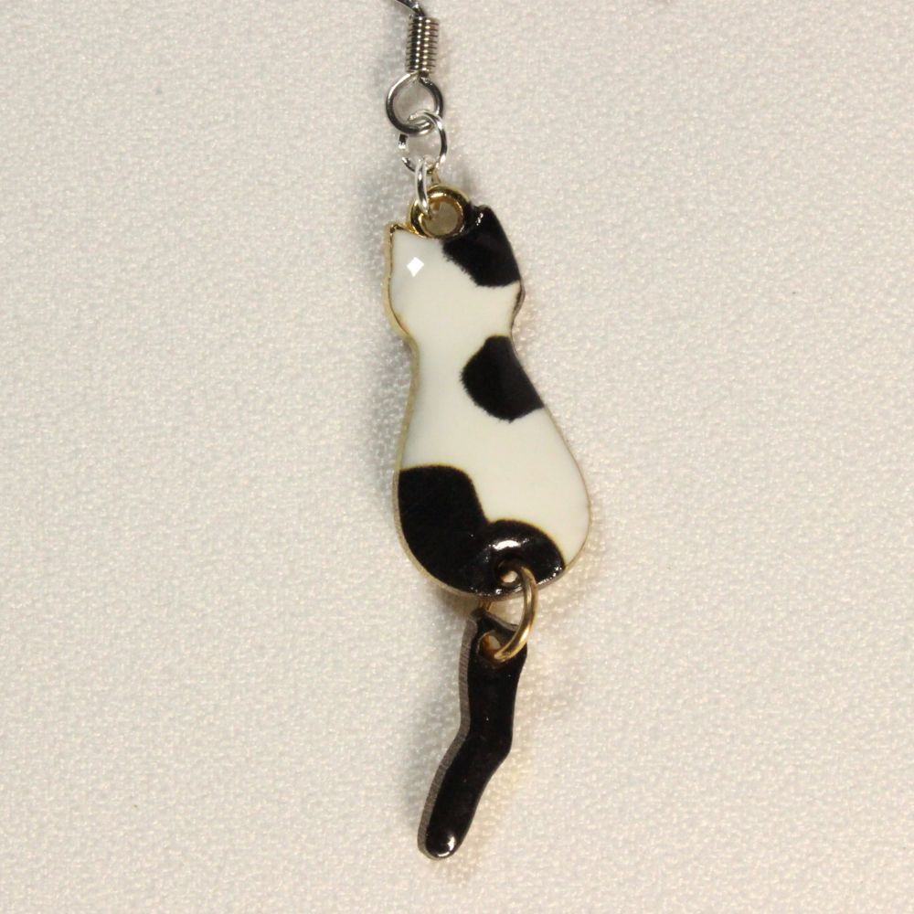 Cats Earrings with a dangling tail