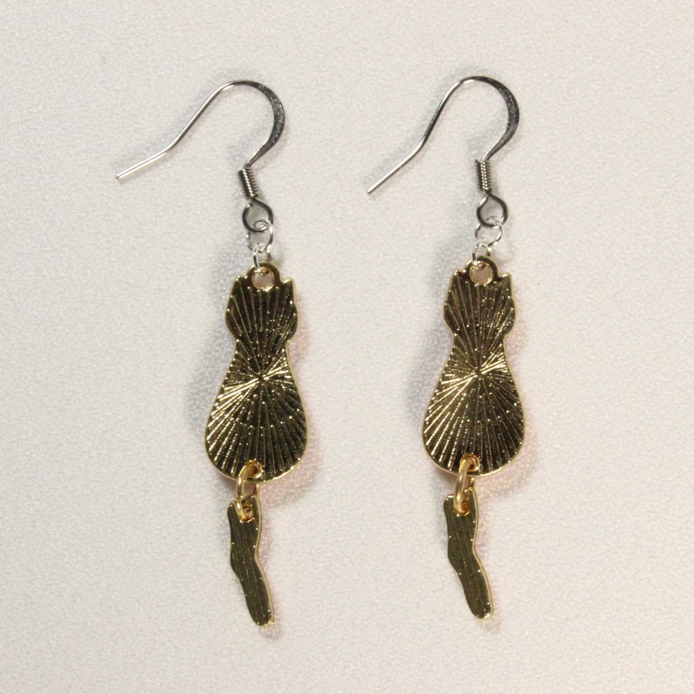 Cats Earrings with a dangling tail