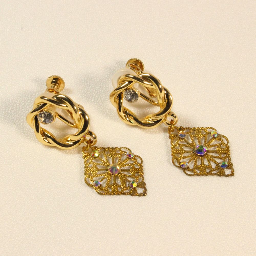 Openwork Clip-on Earrings　