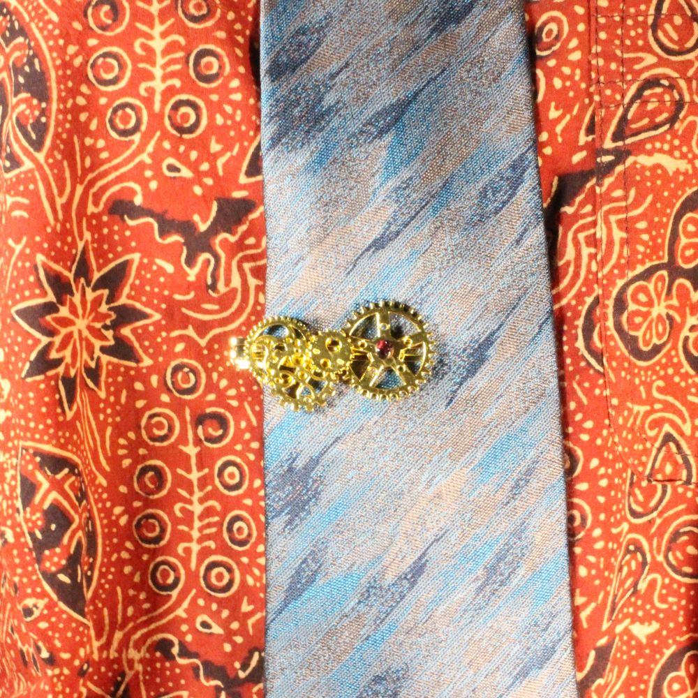 Steampunk Garnet Tie Clip