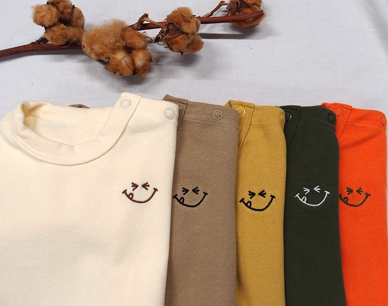 ベビー服 子供服 伸縮性抜群 小さいにこちゃん刺繍 トレーナー スパンフライス 日本製(80cm 90cm 95cm 100cm)2998メール便可30 保育園