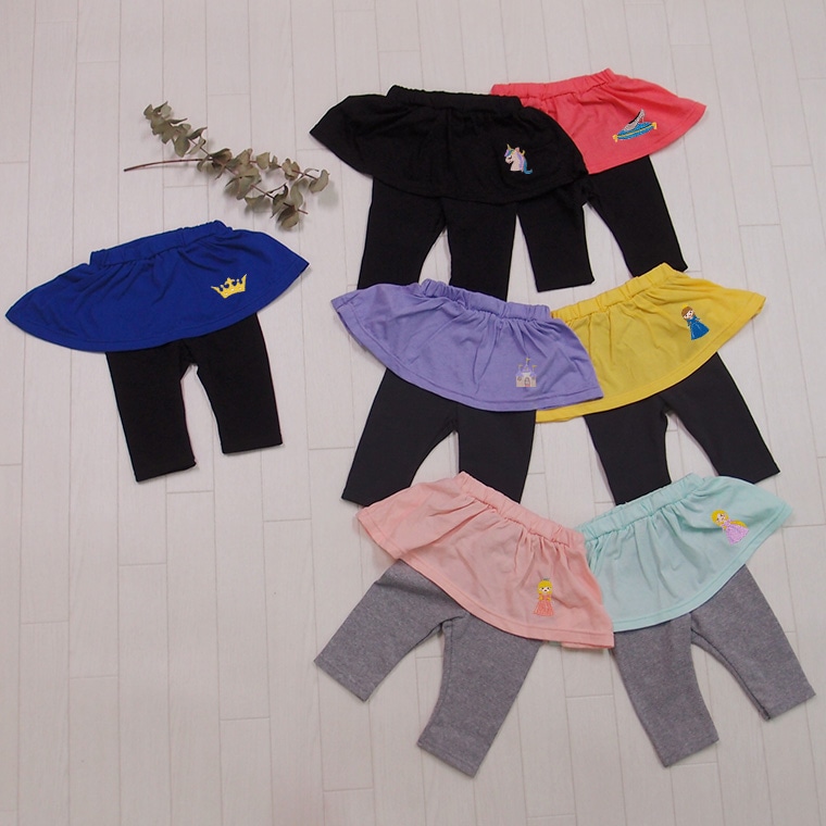 プリンセス刺繍入り　ベビー　夏バージョンスカッツ！パンツは伸縮性◎７分丈スカッツ 『B4757』(80cm 90cm 95cm 100cm)