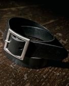 M / 33 denim on belt