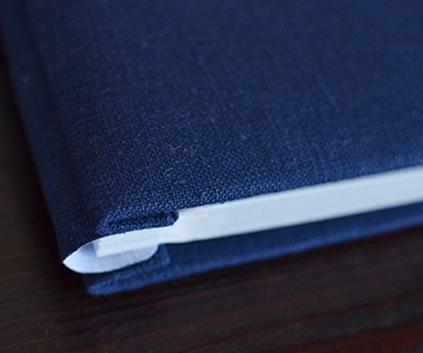 リネンの名入れアルバム　- 留紺（とめこん） -　シュールライン