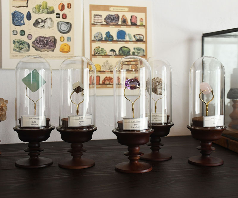 ガラスドーム鉱物標本ケース