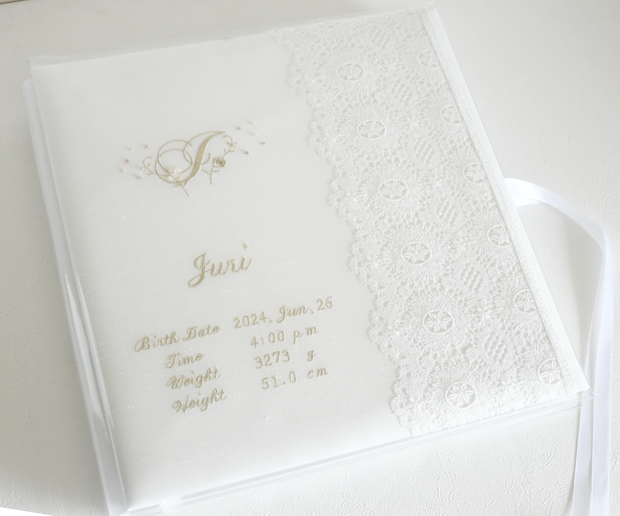 Barogue LaceⅡ　バロックレースⅡ(イニシャル花刺繍)　ベビーアルバムLサイズ
