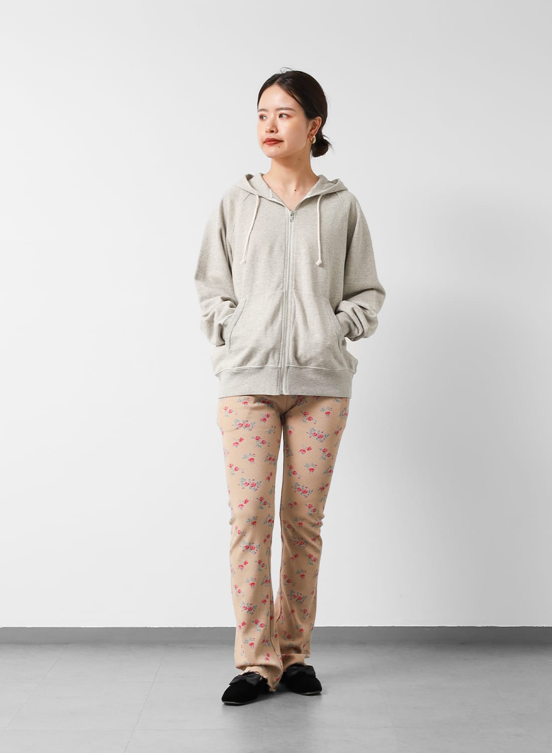 HOLIDAY（ホリデイ）SUPER RIB PANTS(FLOWER)（スーパー リブパンツ