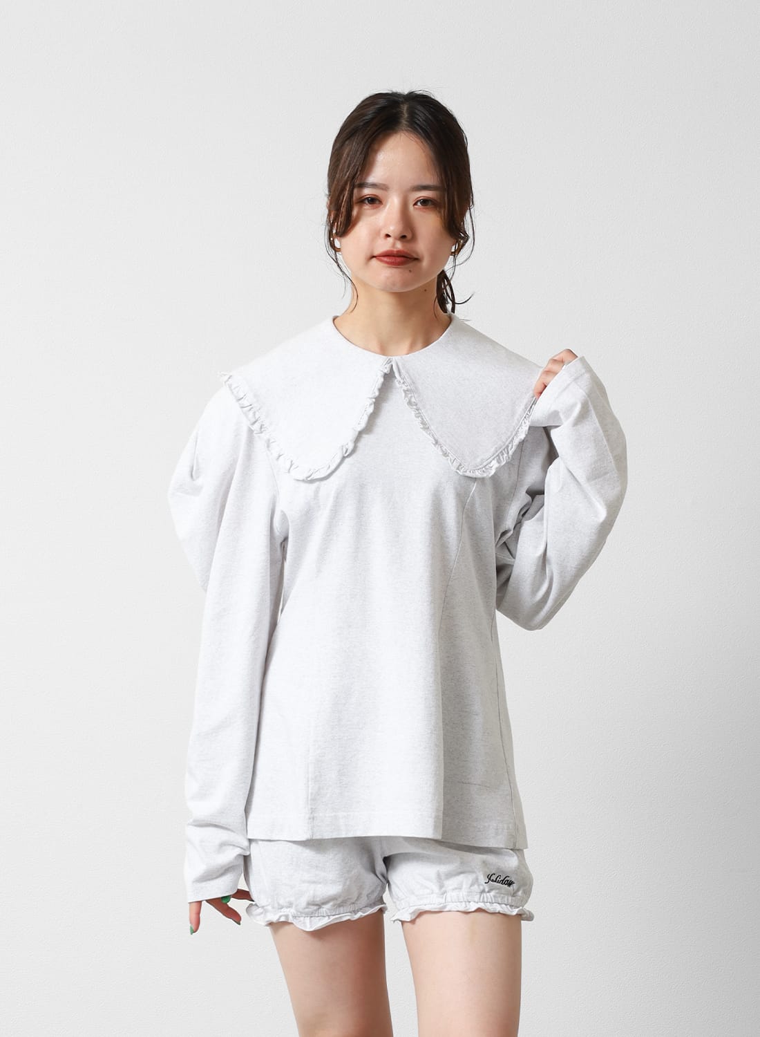 HOLIDAY（ホリデイ）SUPER FINE DRY PURITAN COLLAR PUFF L/S TOPS