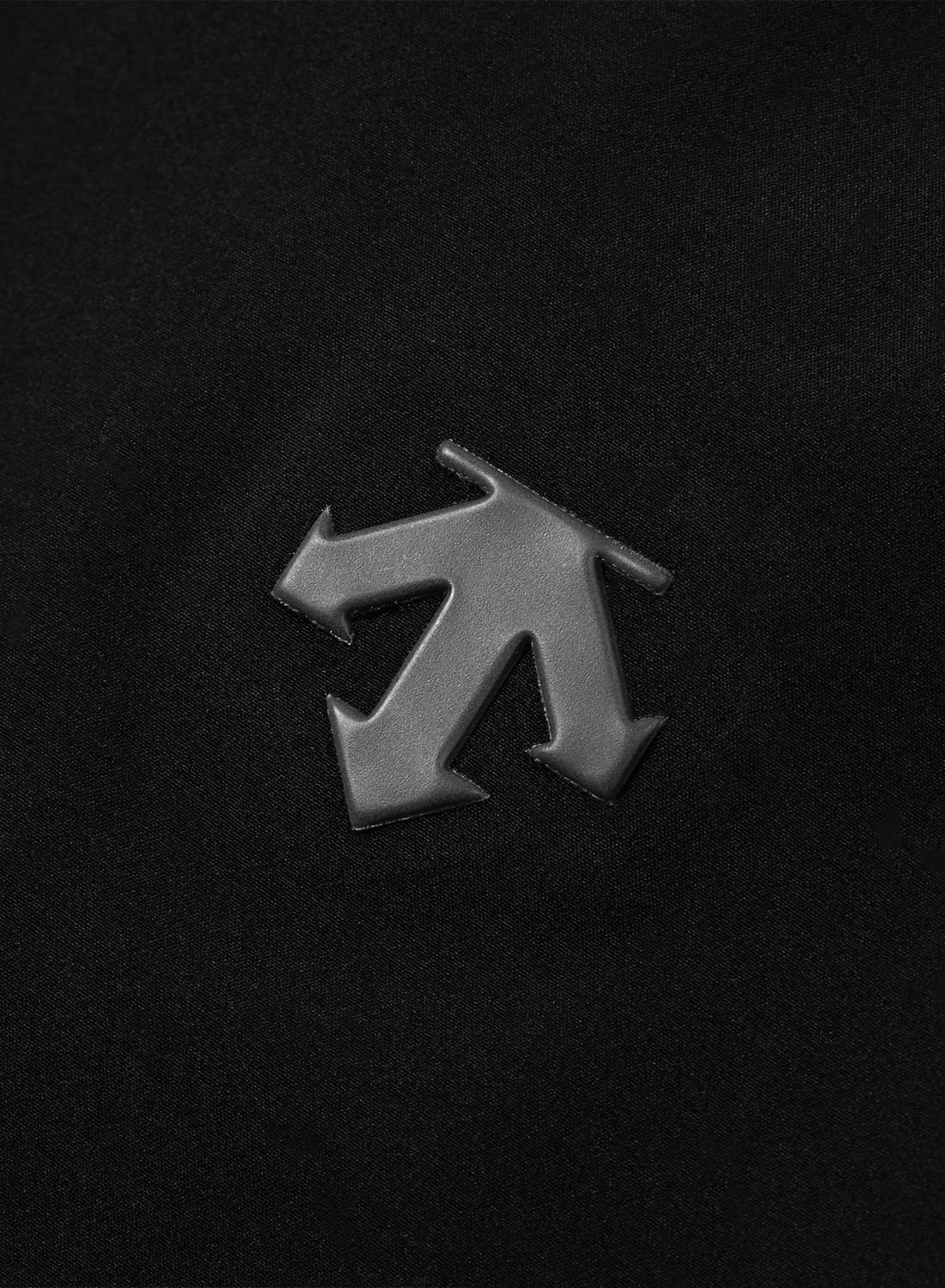 DESCENT ALLTERRAIN（デサントオルテライン）HARD SHELL JACKET 