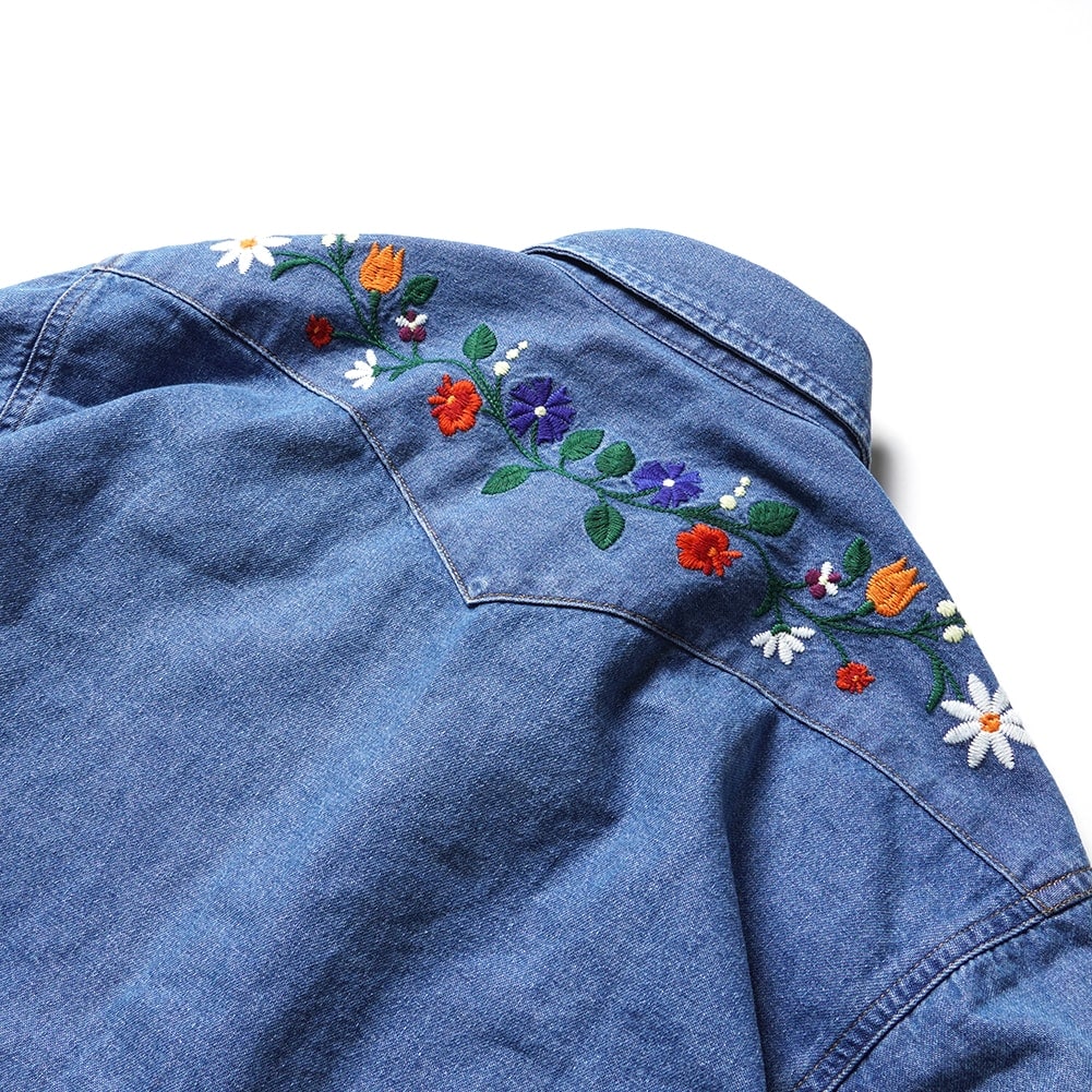 WranglerデニムジャケットAbilene Spectacular 刺繍付き