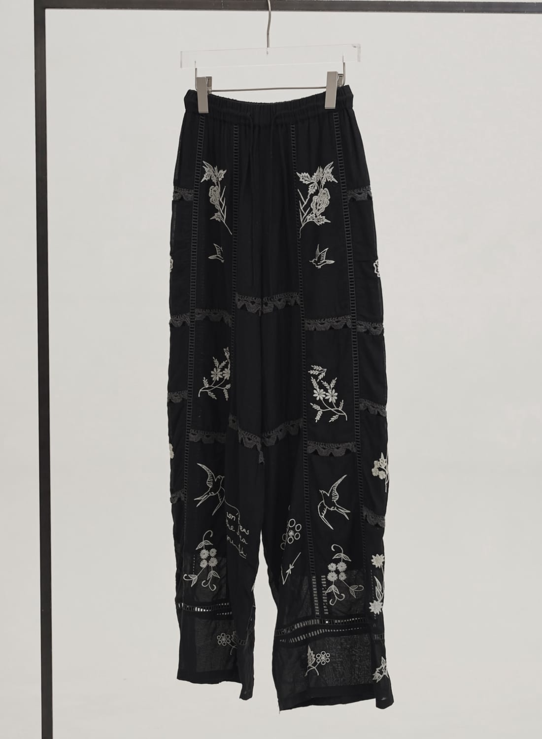 TODAYFUL(トゥデイフル)/Embroidery Patchwork Trousers(エンブロイ