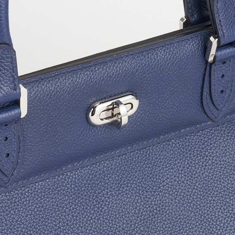 Orsay Village オルセーヴィラージュ カーフ ブルーユニフォーム