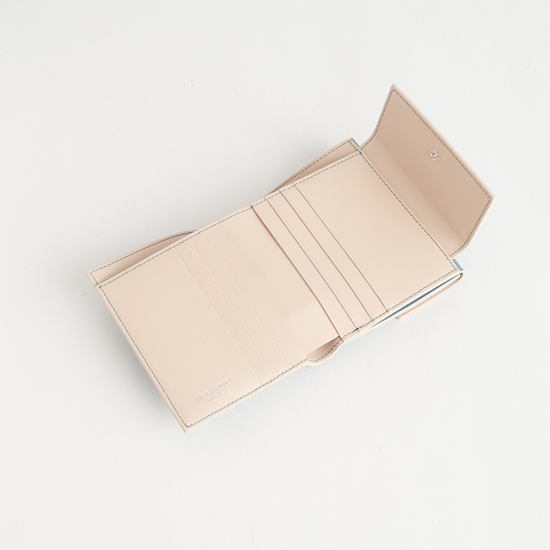 Blason Small Wallet ブラゾン ２つ折り財布（フラップ付） スムースカーフ ターコイズ