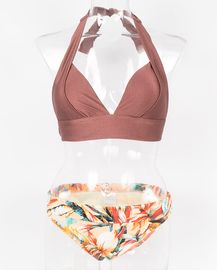 ボタニカルリーフ柄 ワンカラーホルターネック水着 【LAULEA】