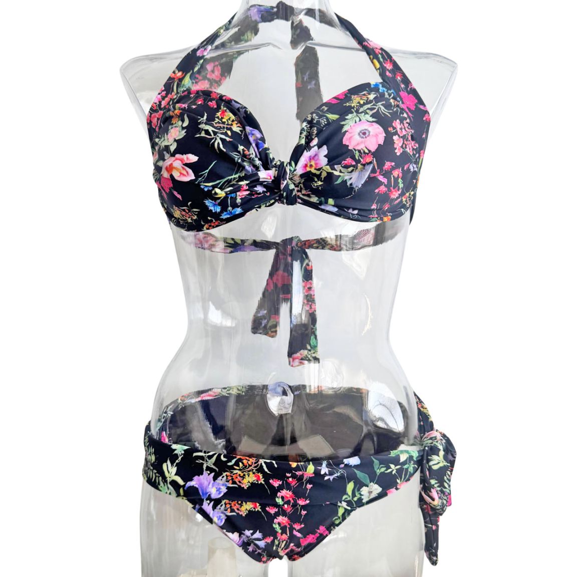 すべての商品｜Laulea（ラウレア）水着の公式通販