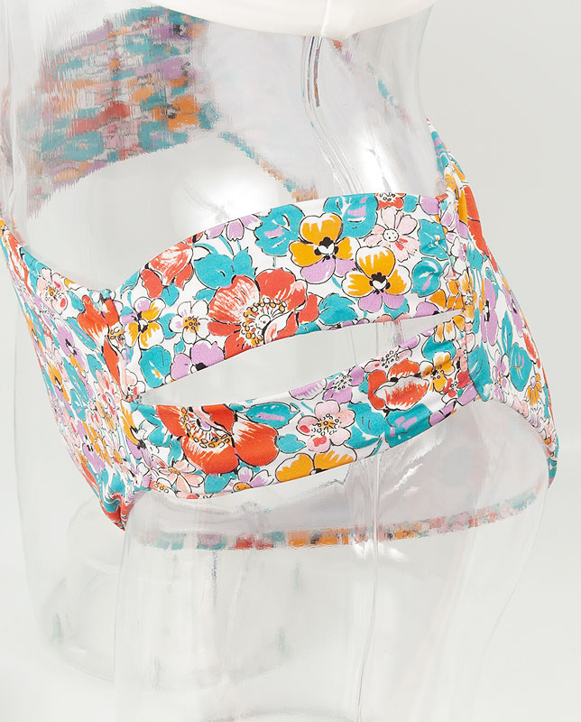 小花柄フロントリボンノットバンドゥ水着 【LAULEA】