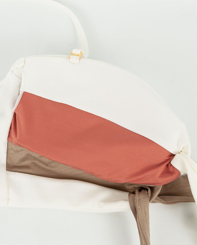 小花柄フロントリボンノットバンドゥ水着 【LAULEA】