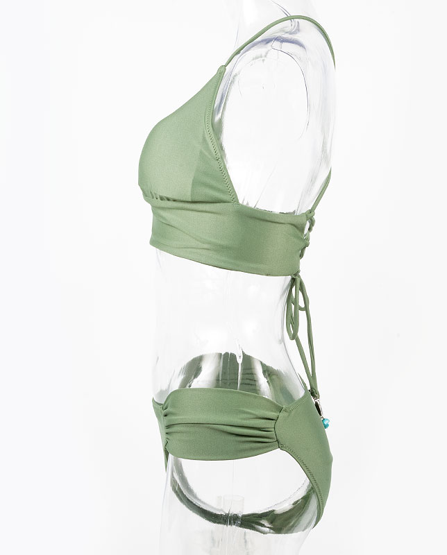 ビーズチャーム付きワンカラーハーフトップ水着 【LUA MAR】