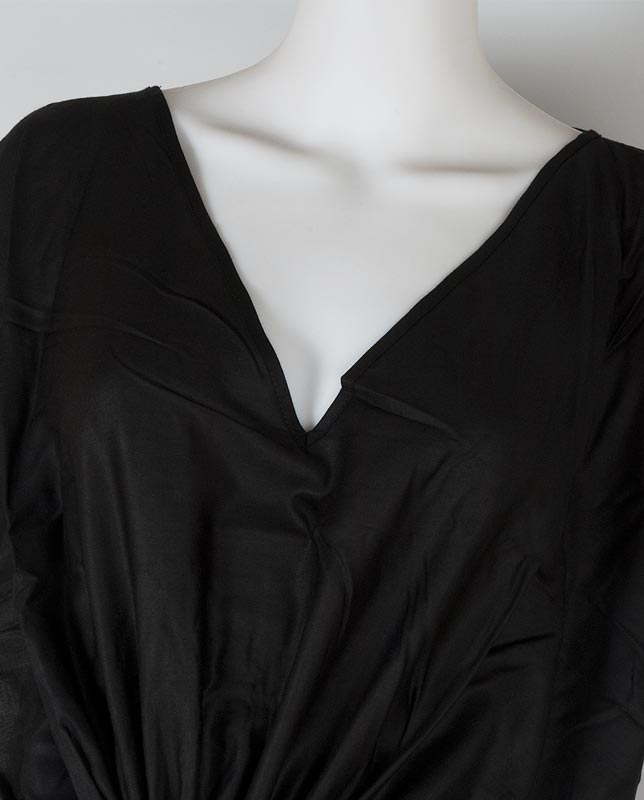 Vネック切り替えチュニックドレス ブラック Morena Rosa