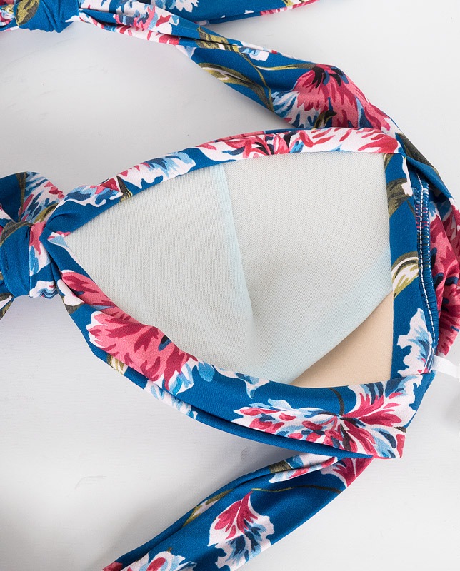 小花柄アートタッチ フロントノットホルター水着 【LAULEA】