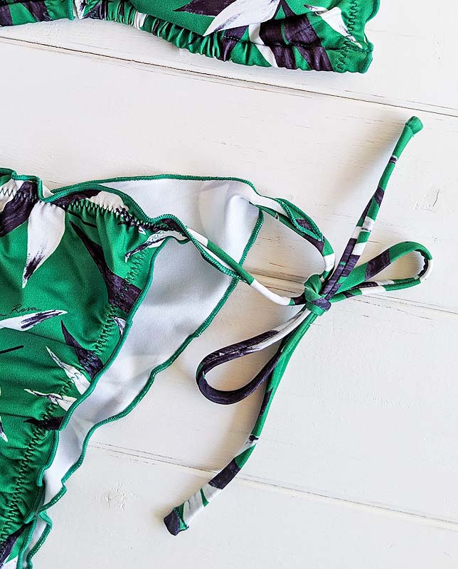 縁フリルグリーンボタニカル三角水着 Morena Rosa