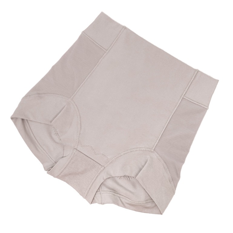 ブラデリスニューヨーク ハートのお尻に格上げショーツ23