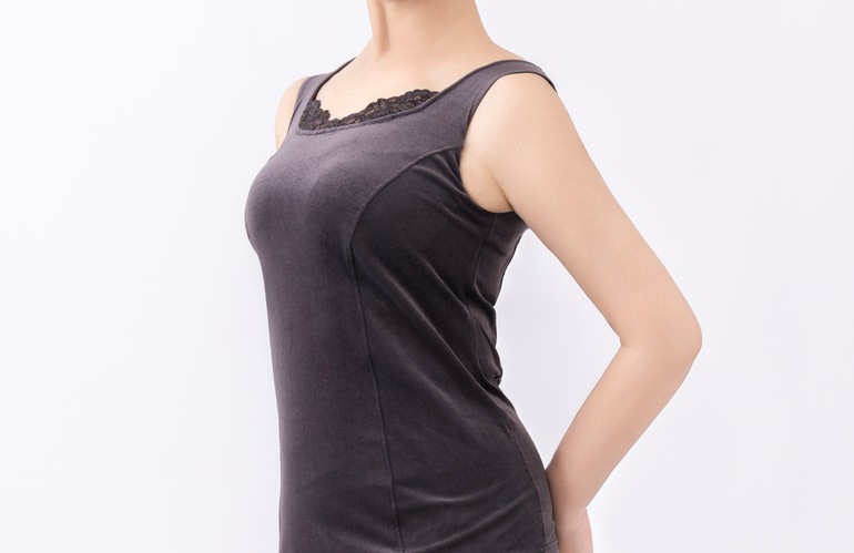 ブラデリスニューヨーク BRNYピース シャイニーベロアブラキャミ25