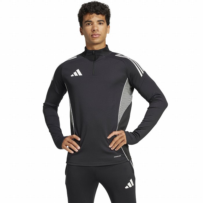 【新品】adidas サッカー日本代表　2019 トレーニングトップ　XO 新品】adidas サッカー日本代表 2019 トレーニングトップ XO ウェア
