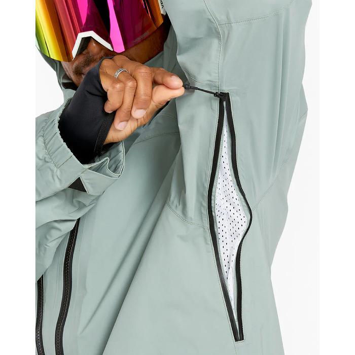 VOLCOM �ܥ륳�� G0652501 GUCH STRETCH GORE JACKET AGV ���Ρ��ܡ��ɥ����� ���㥱�å� �ܥ륳�०���� �����ƥå��� ���Υ�