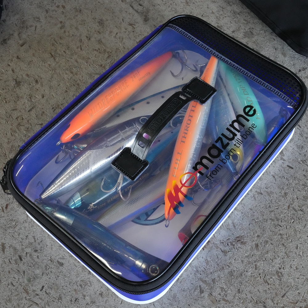 kazuma　ルアー　32個　まとめ売り　USA製ケース付き mazume/MZBK-677 EVAルアーケース GT｜宮古島の釣具屋 通販