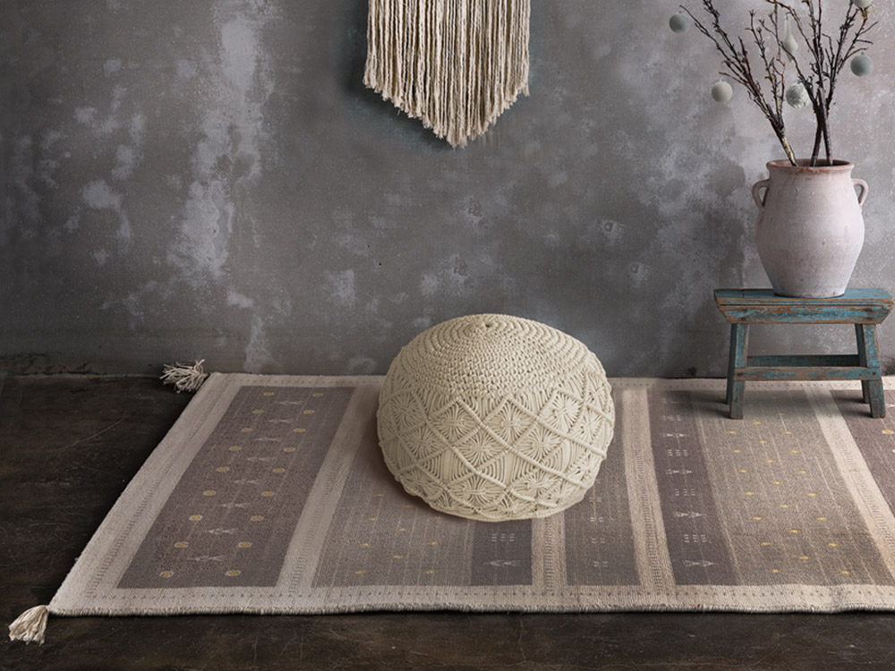 ƥץաSTELA POUF