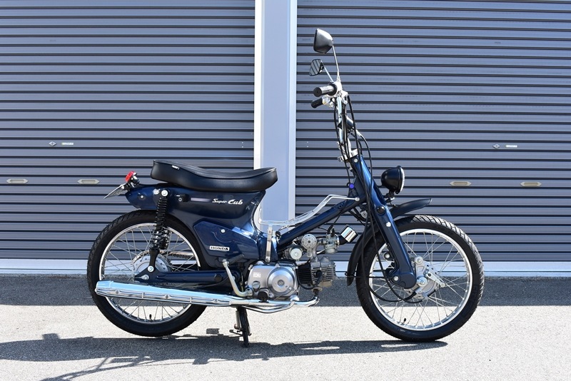 猿*郎様 バイクシート 黒 ブラック　スーパーカブ　ダイヤモンド キルティング 猿*郎様 バイクシート 黒 ブラック スーパーカブ ダイヤモンド