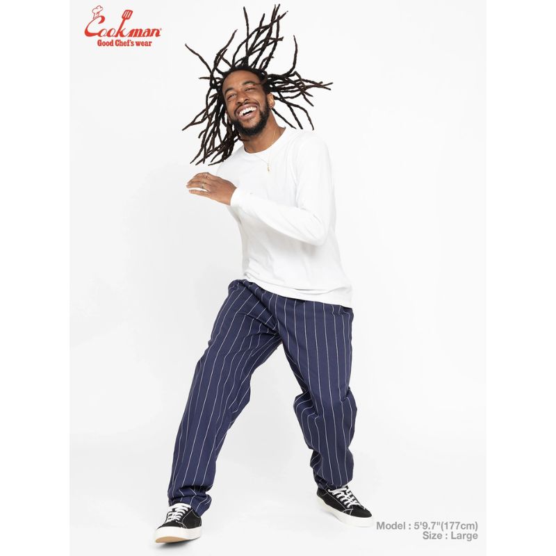 極美品 アイシービー パンツスーツ ストライプ 濃紺 ウール混 春物 COOKMAN/クックマン Chef Pants シェフパンツ「Pencil Stripe Navy