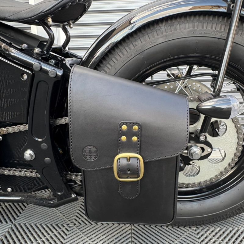 THUNDER MOTORCYCLES オリジナル本革サドルバッグ | ブランド別 THUNDER MOTORCYCLES オリジナル本革サドルバッグ | ブランド別