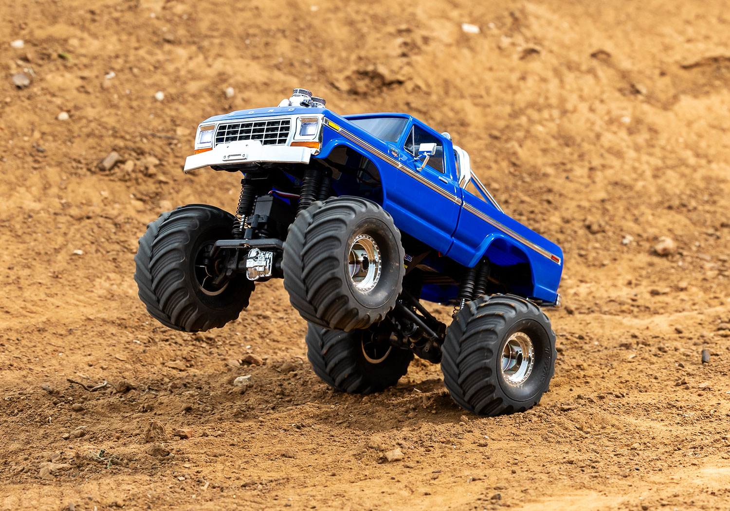 在庫限りセール！】TRAXXAS トラクサス ラジコン「TRX-4MT」Ford