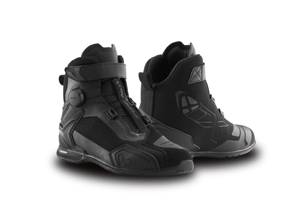 IXON（イクソン）BULL 2 AIR シューズ (BLACK) | IXON/イクソン