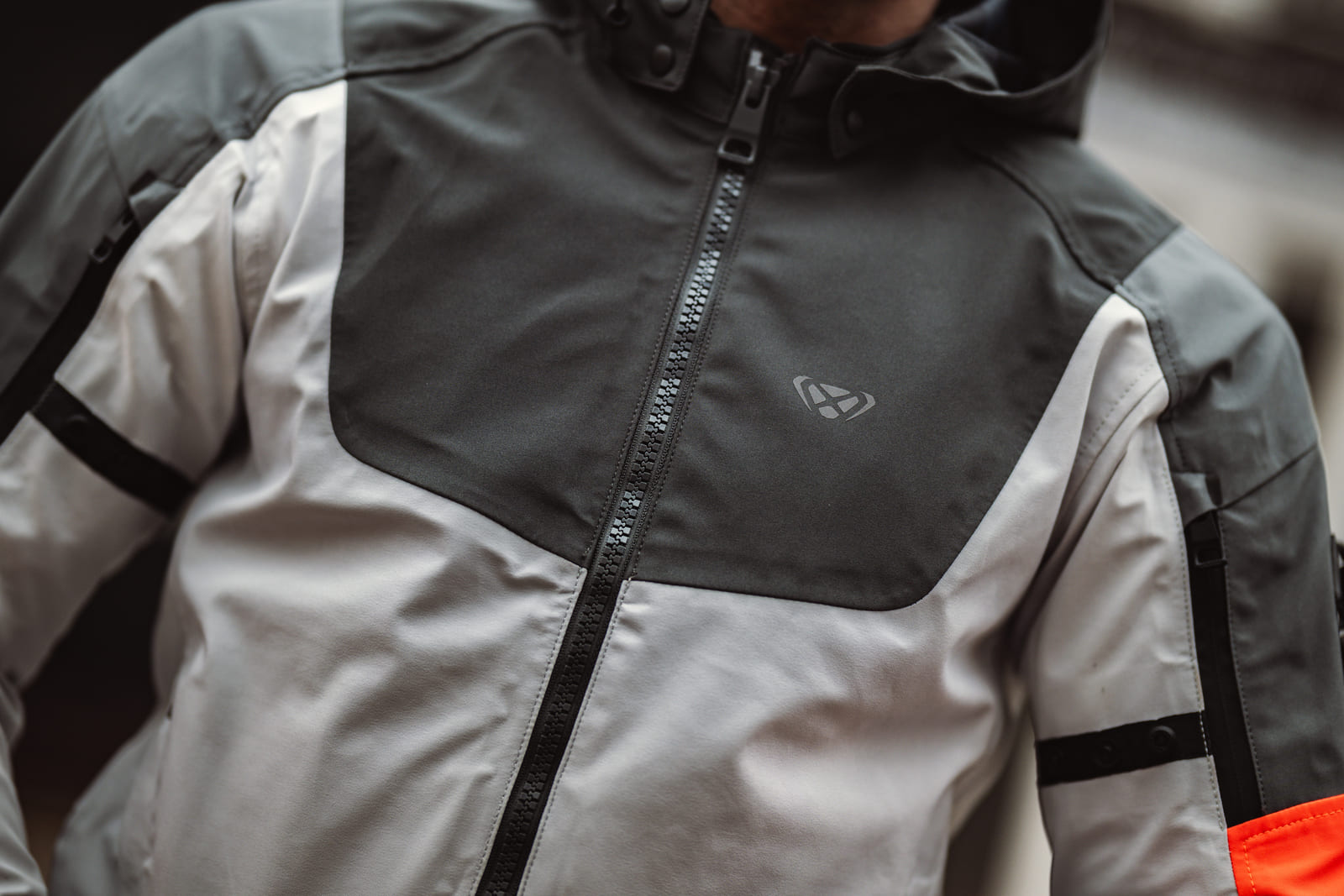 IXON (��������) M-BURNING WP A ���ߥ����륷�����󥸥㥱�å� (GREY/BRIGHT RED) 