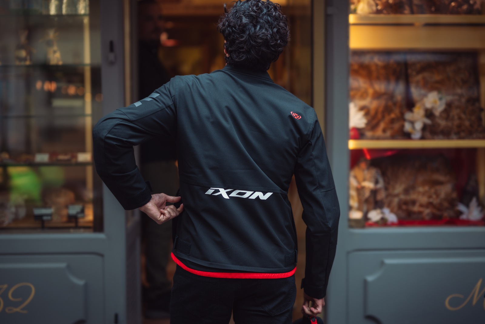 IXON（イクソン）M-COMBAT WR A 秋冬オールシーズンジャケット(BLACK