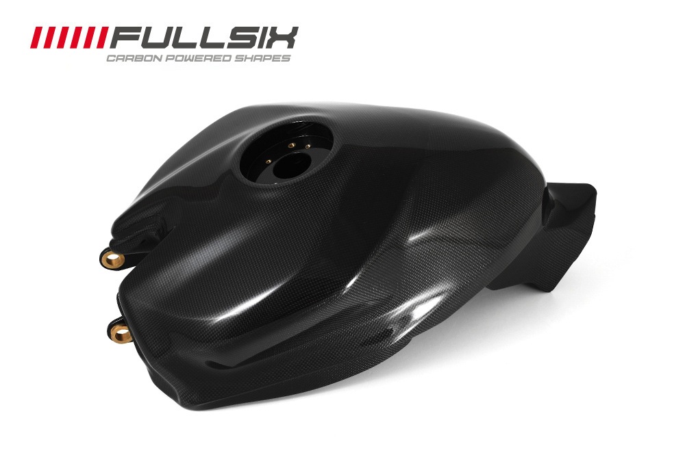 ホンダC62ドクロタンク FULLSIX（フルシックス） ドライカーボン製 カーボンモノコック