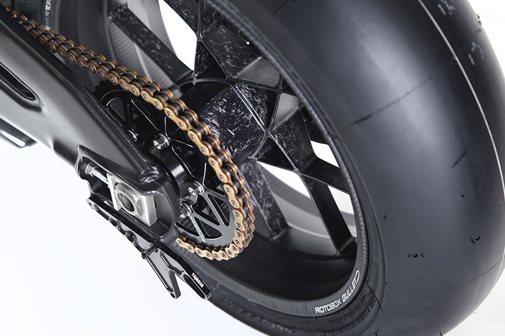 YZF R6 BN6 ホワイト ディスクブレーキホイール YZF-R6（BN6