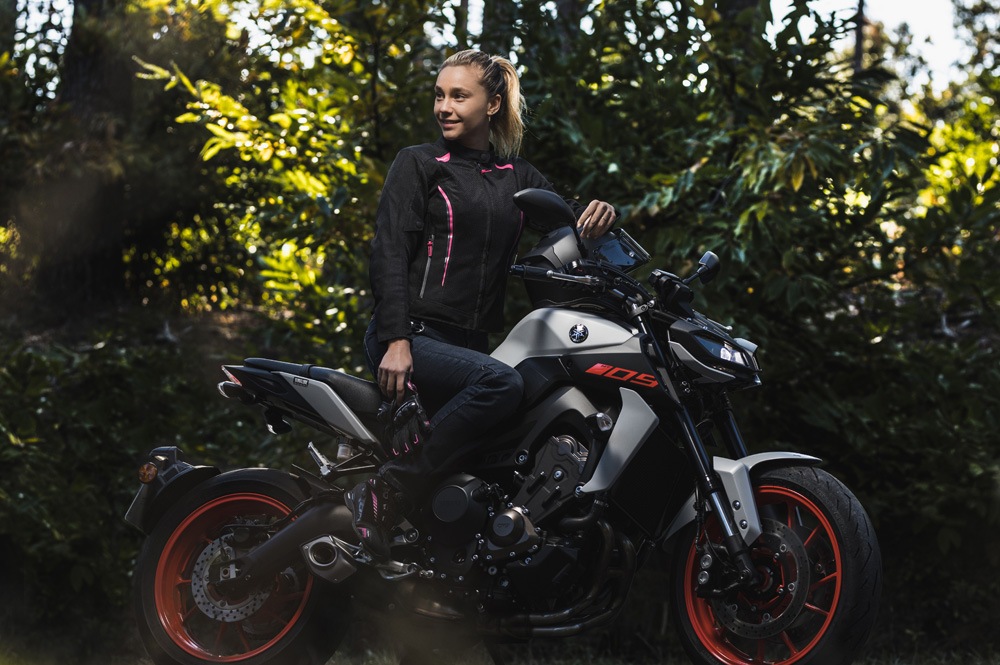 �ڥ�����30��OFF�� IXON�ʥ��������COOL AIR LADY A ���㥱�å� (Black/Fushia)