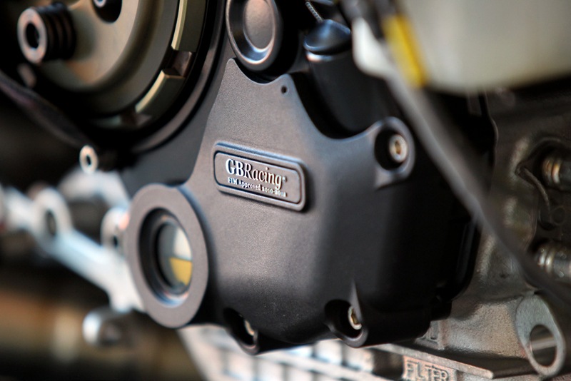 GBRacing��FIM��ǧ�����󥸥󥫥С�(�������С� ) DUCATI 1198(2007-2011)