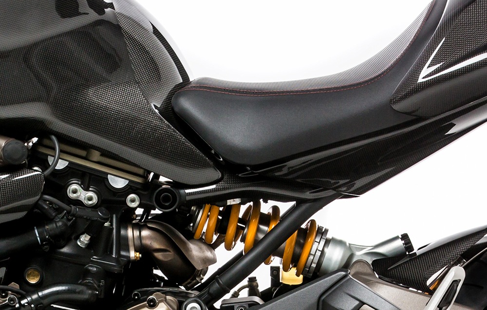 FULLSIX�ʥե륷�å����� �ɥ饤�����ܥ������ե졼�५�С����åȡ�DUCATI��MONSTER1200/821