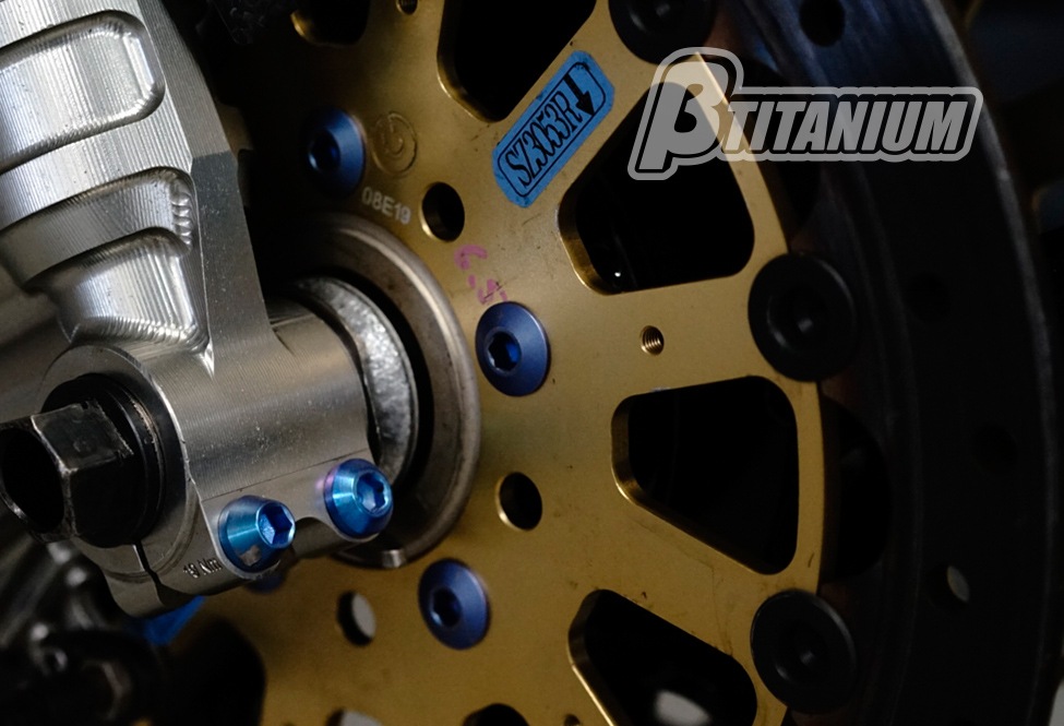 ��TITANIUM (�١��������˥���) BMW S1000R (13-18) �ե���ȥե������ԥ���ܥ�ȥ��å�