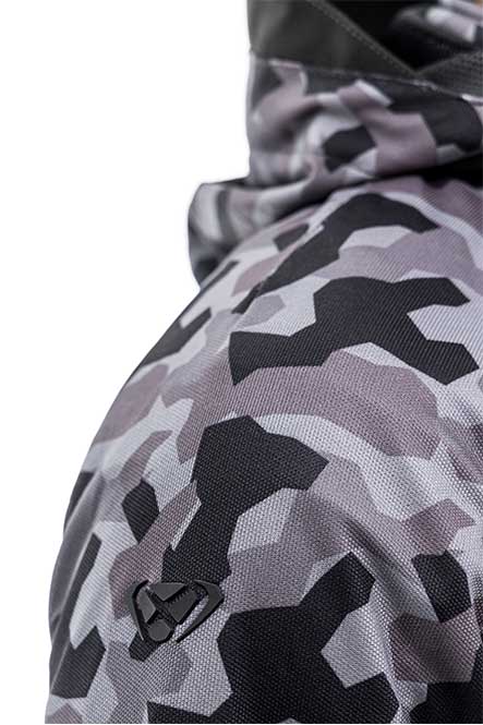 �ڥ�����30��OFF�� IXON�ʥ��������HOODIE AIR A ���㥱�å�  (Black)