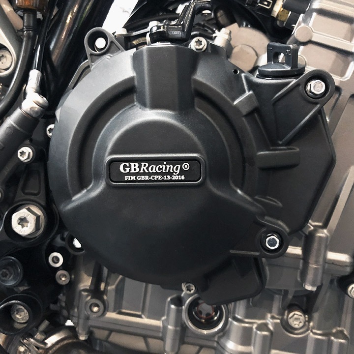GBRacing��FIM��ǧ�����󥸥󥫥С�(�������С� ) KTM  DUKE 790/R(18-21)
