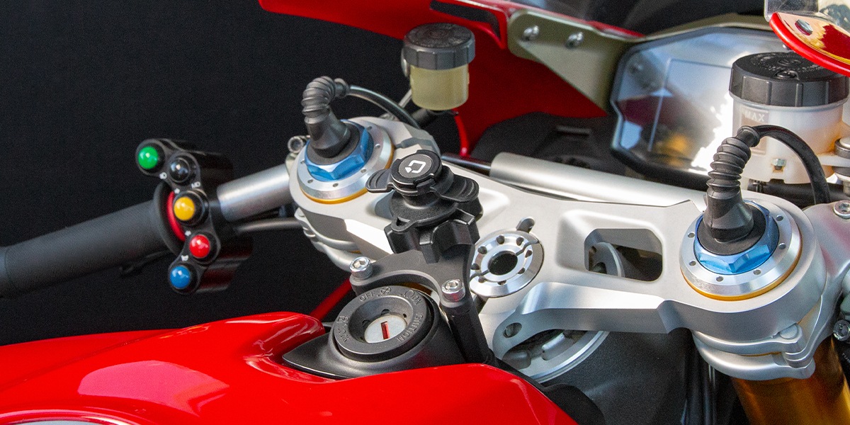 Optiline (���ץƥ��饤��) /Ducati Panigale �ѥޥ���ȥ����󥷥꡼��