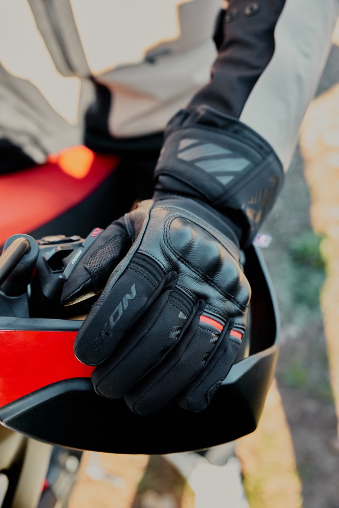 IXONʥPRO RESCUE 3  󥿡(BLACK/RED)